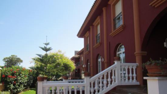 Residencia Villa Alhamar, S. L.