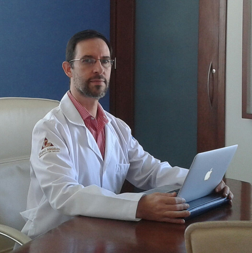 Dr. Carlos Medrano Palomera
